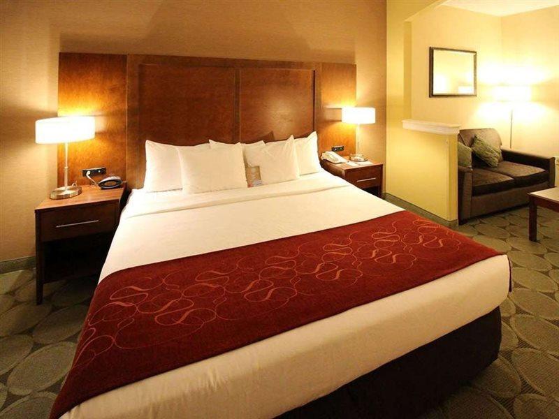 Hotel Comfort Near North Brunswick